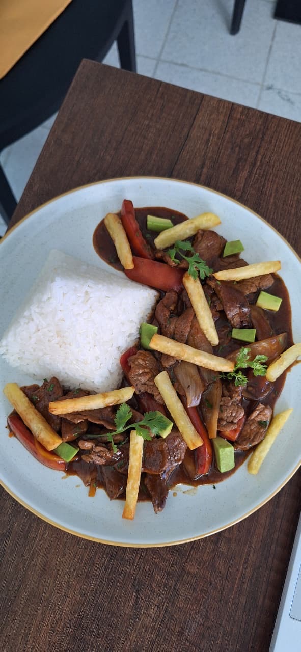LOMO SALTADO