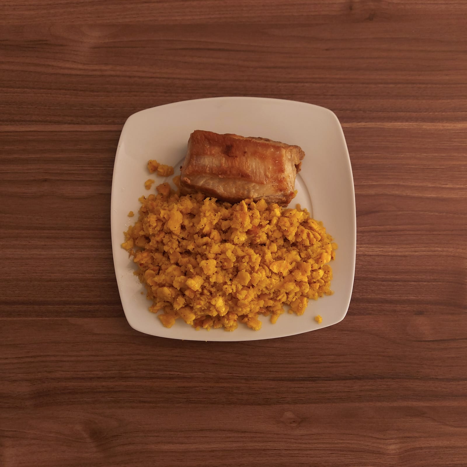 Chicharrón de cerdo.