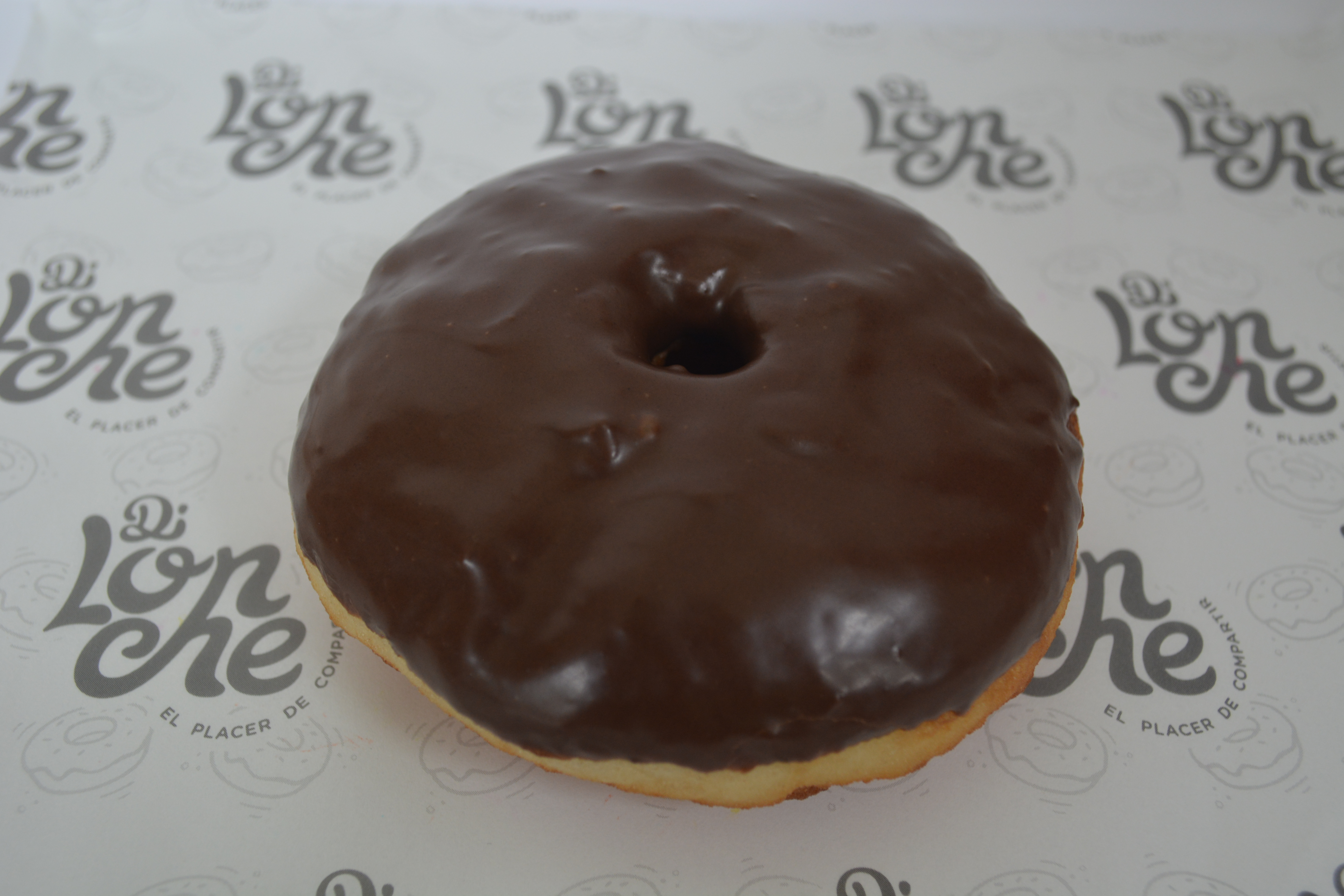 Dona Boston Cream