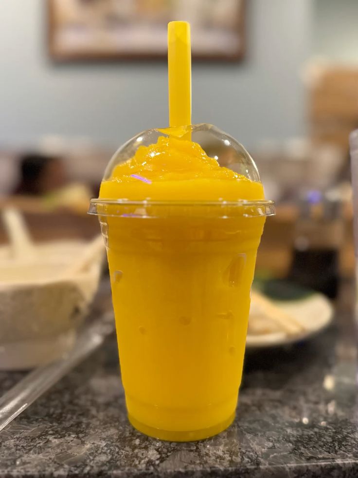 SMOOTHIE DE MANGO CON LECHE