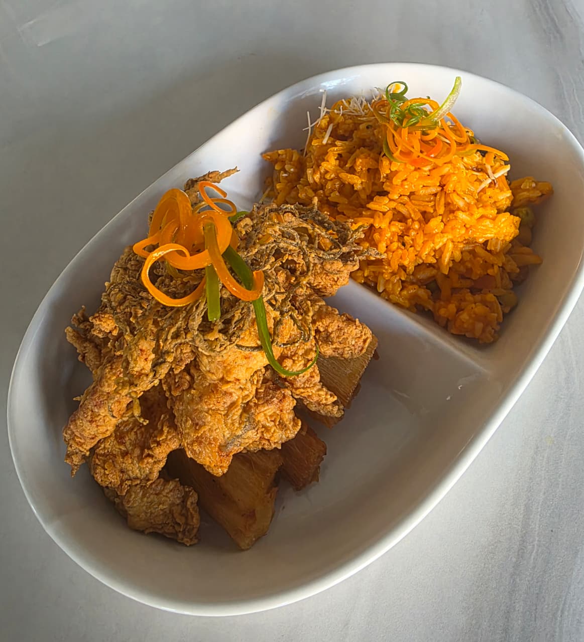 Duo Chicharron + Arroz con mariscos