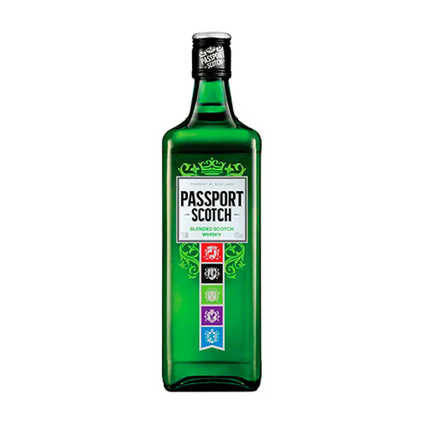 WHISKY PASSPORT 700 ML