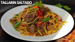 Tallarín saltado de res