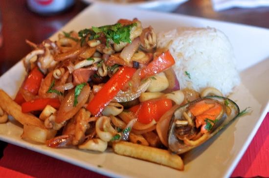 SALTADO DE MARISCOS